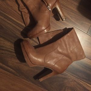 Jessica Simpson tan tall boots